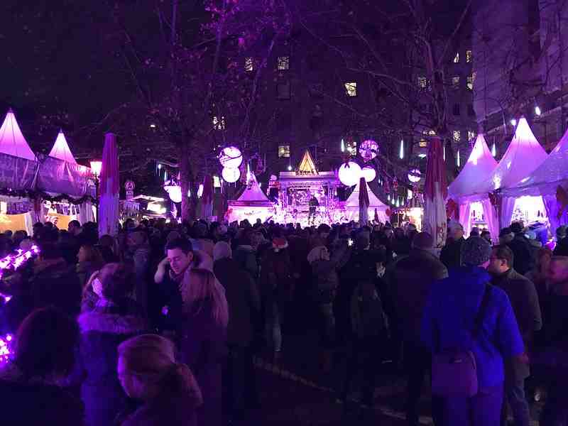 Pink Christmas na Stephansplatz em Munique