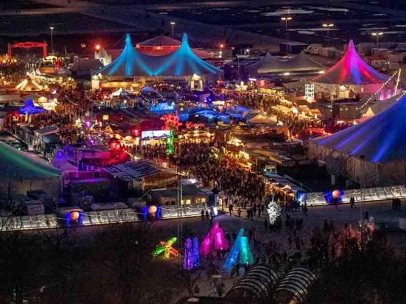 Mercado de Ideias no Festival de Inverno de Tollwood