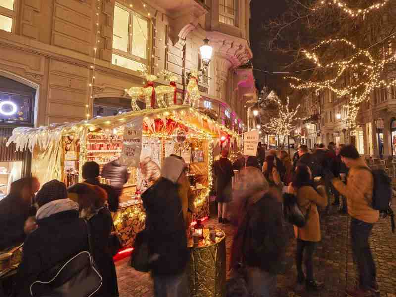 Mercado de Natal Dörfli no Niederdorf (Cidade velha de Zurique)