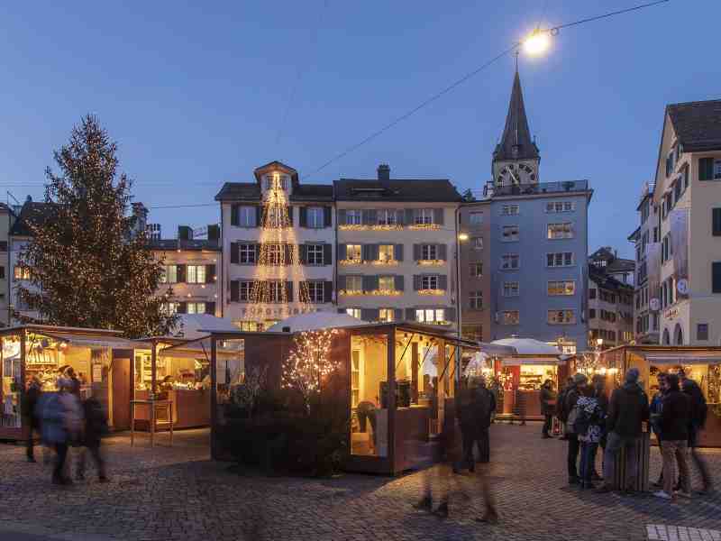 Mercado de Natal de Münsterhof em Zurique