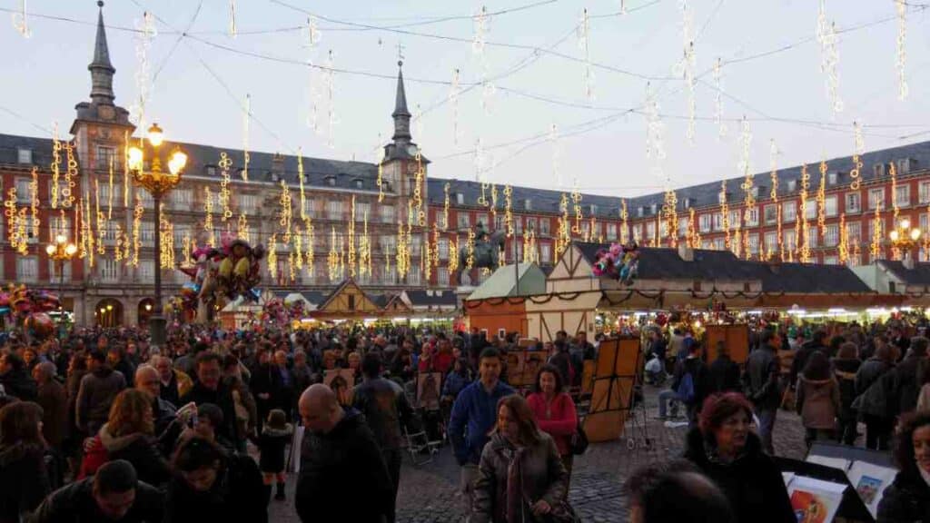 Mercados de Natal em 2022 na Espanha, incluindo Madrid, Barcelona e Sevilha